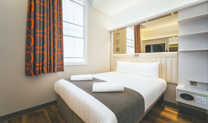 Canary Wharf bedroom