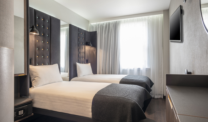 twin room
